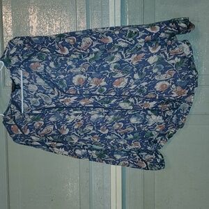 Never worn M women's Lucky Brand FloralFlowy Blouse